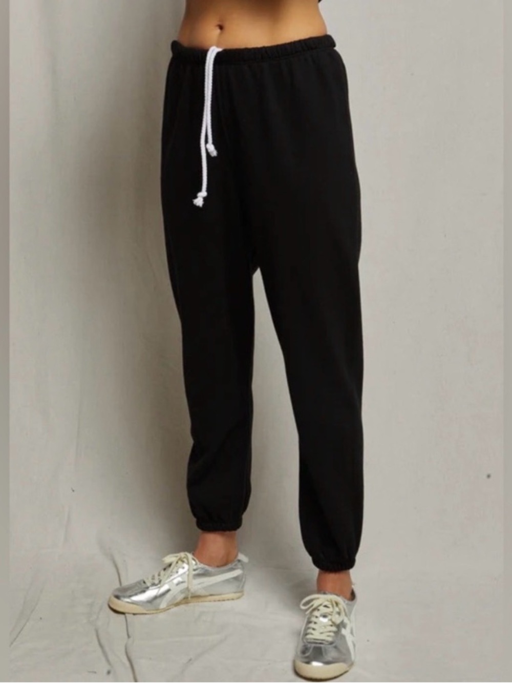 PERFECTWHITETEE WOMENS BLACK  SWEATPANTS. SIZE XL